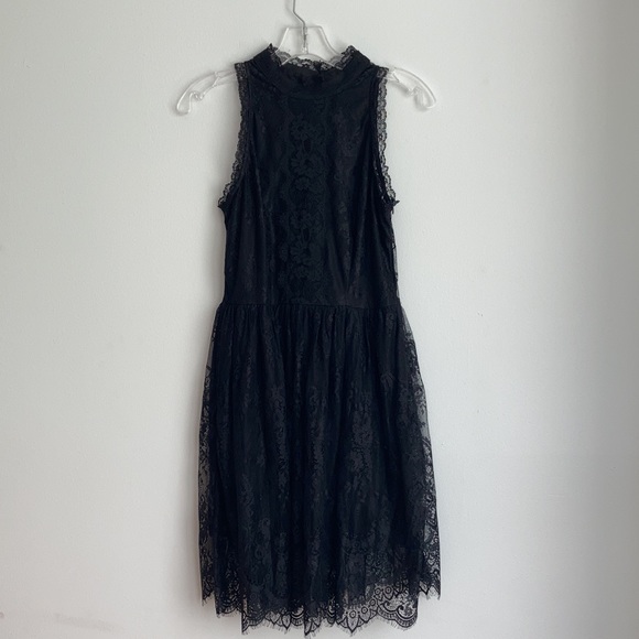 Black Lace Dress - Picture 5 of 12